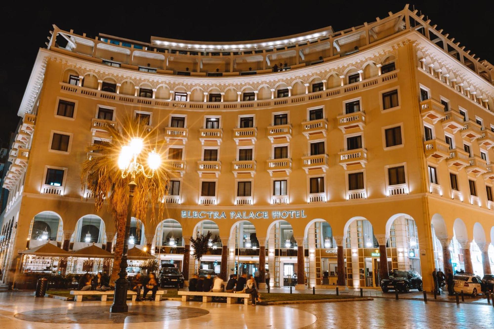 Electra Palace Thessaloniki Hotel Exterior photo The hotel at night